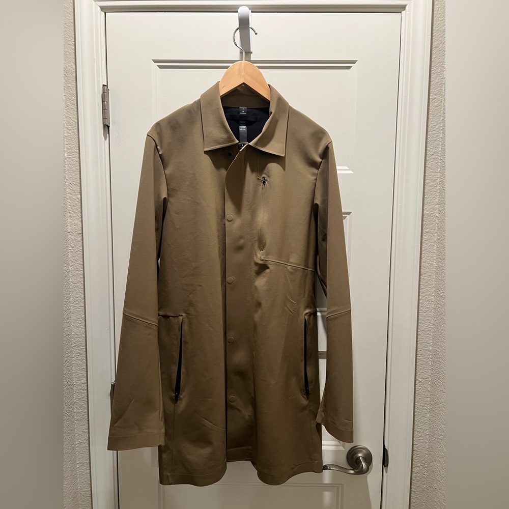 Lululemon Men’s Trench Coat – Beige, Size Small